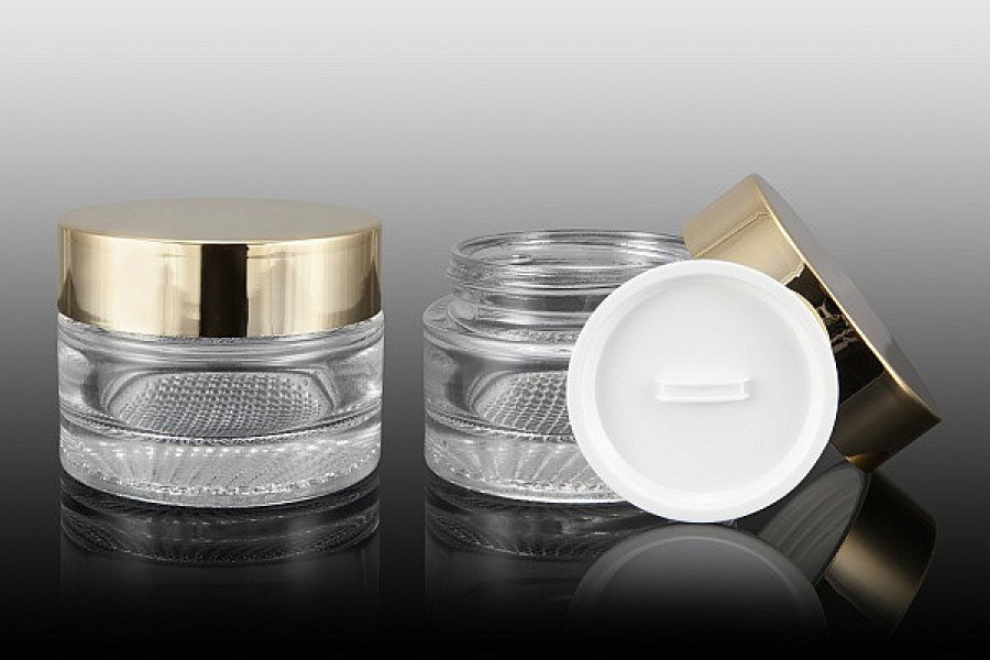 упаковки для косметичних виробів баночки пляшки з дозаторами Польща