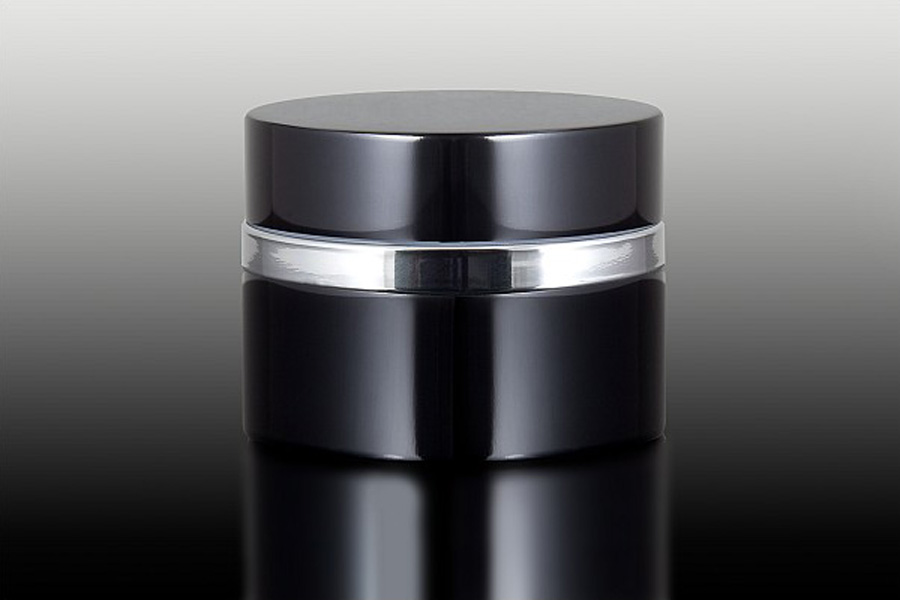 упаковки для косметичних виробів баночки пляшки з дозаторами Польща